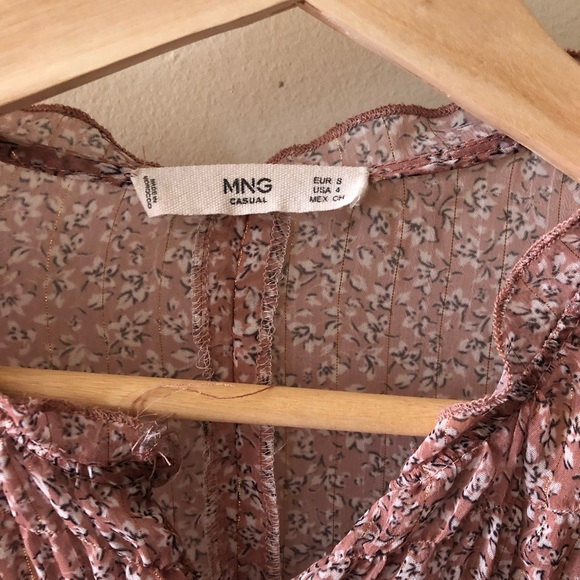 Floral Mauve Blouse - Picture 4 of 4